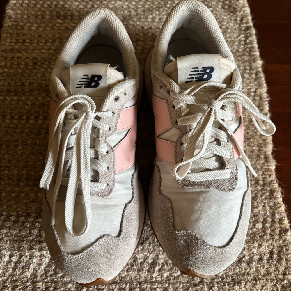 New Balance Women's Sneakers in Pink and White